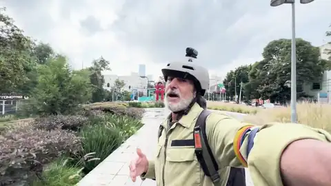 Un Supercívico celebrando una aprobación